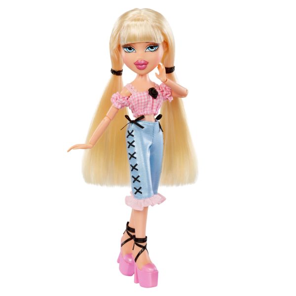 524199-Bratz-Going-Out-Cloe2