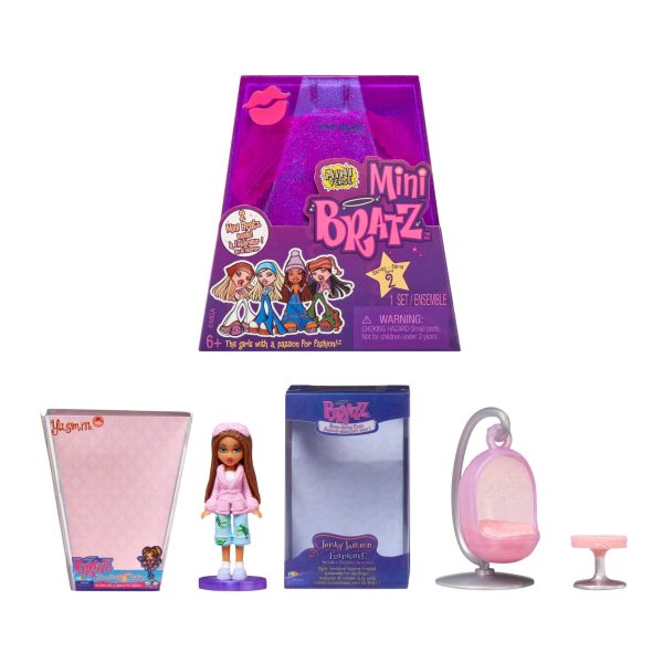 591795-Miniverse-Bratz-Minis-Series-2x3-1